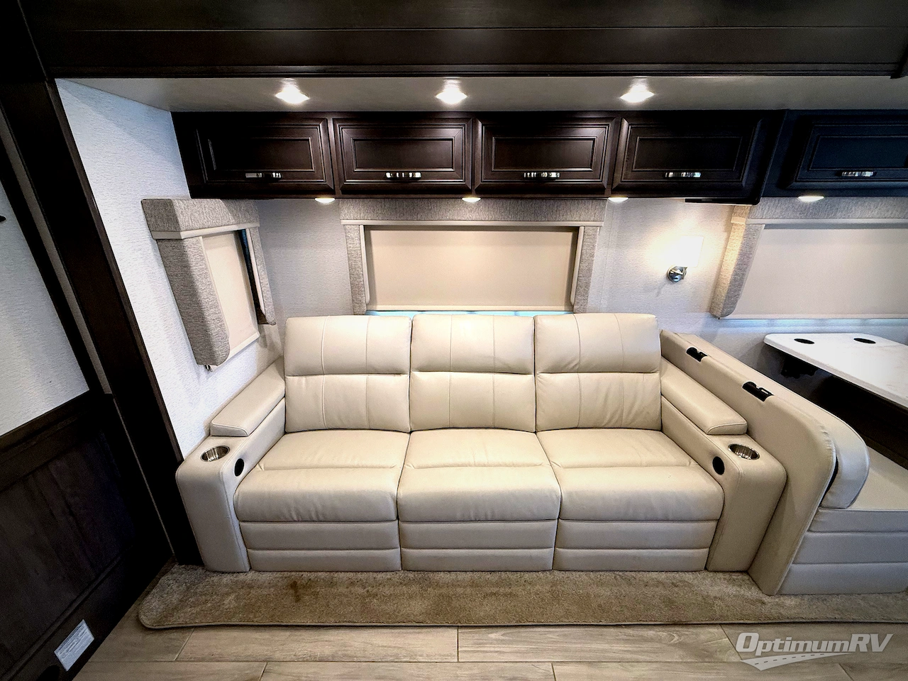 2023 Entegra ACCOLADE XL 37K Photo 14