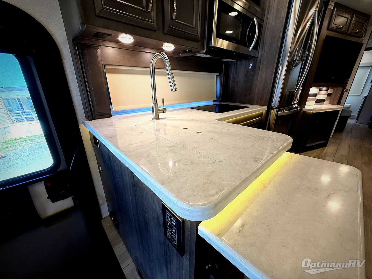 2023 Entegra ACCOLADE XL 37K Photo 16