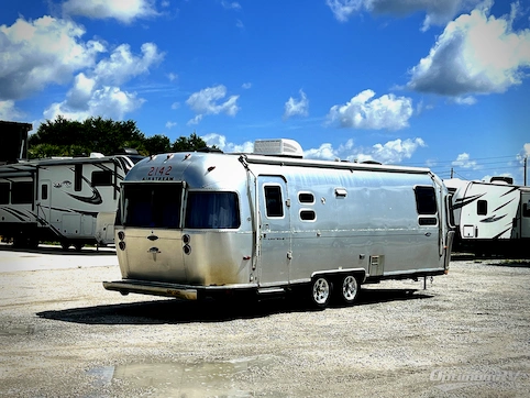 2007 Airstream Safari Special Edition 27 FB RV Photo 2