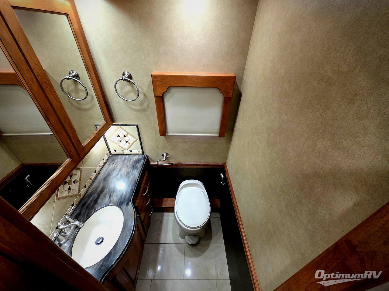 2013 Monaco Diplomat 43DFT Photo 15