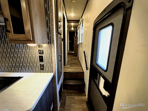 2022 CrossRoads Cameo CE3891MK RV Photo 2