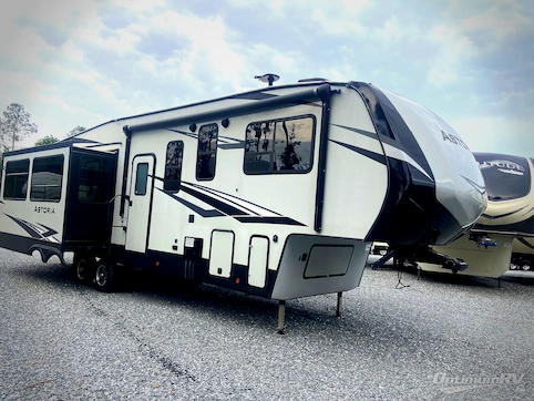 Used 2019 Dutchmen Astoria 3273MBF Featured Photo
