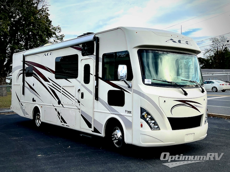 2018 Thor ACE 29.4 RV Photo 1