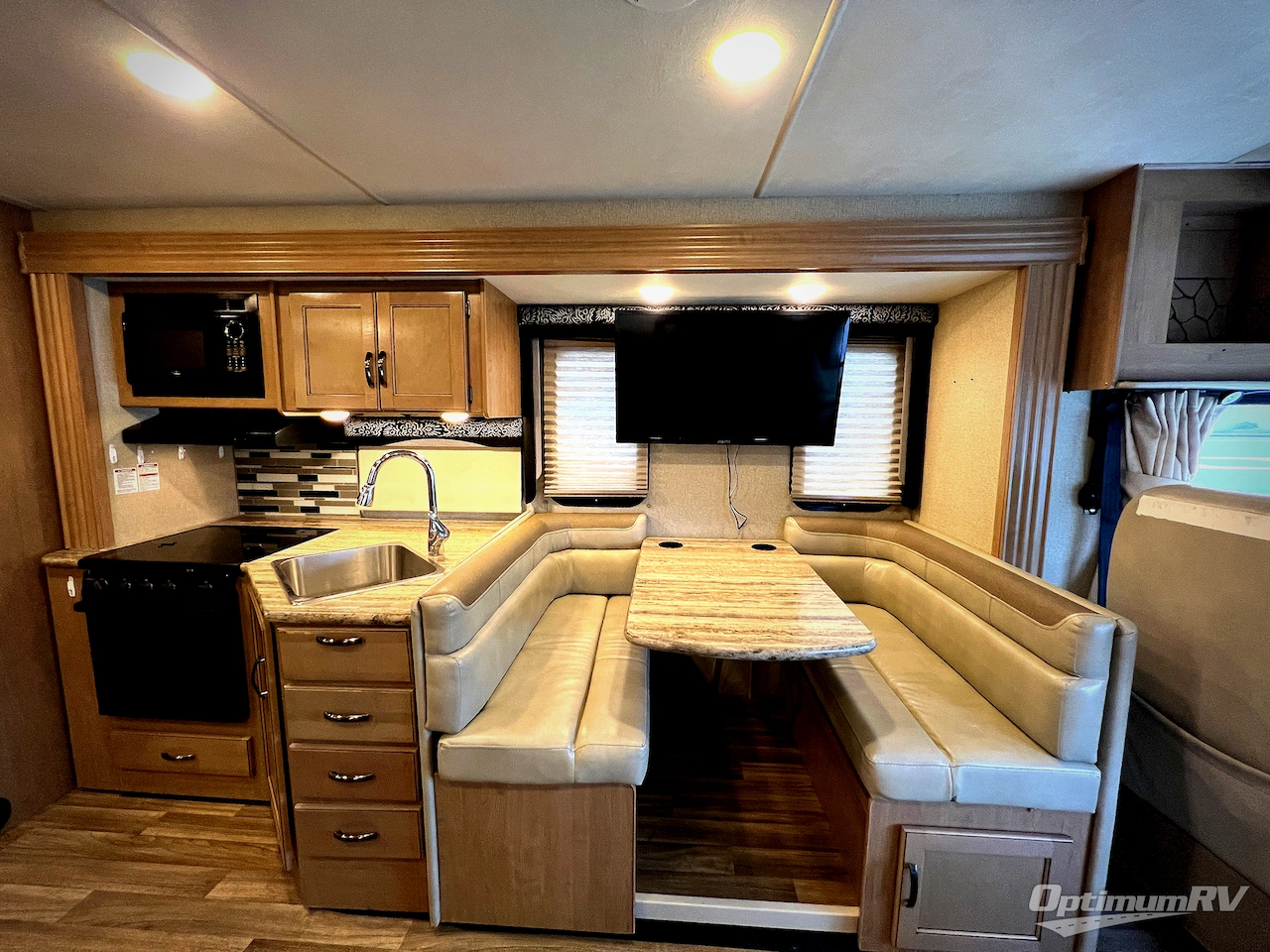 2018 Thor ACE 29.4 Photo 10