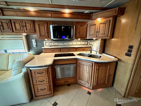 2014 Winnebago Tour 42QD RV Photo 3