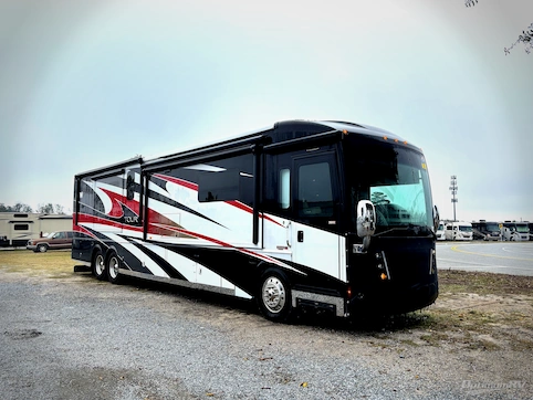 Used 2014 Winnebago Tour 42QD Featured Photo
