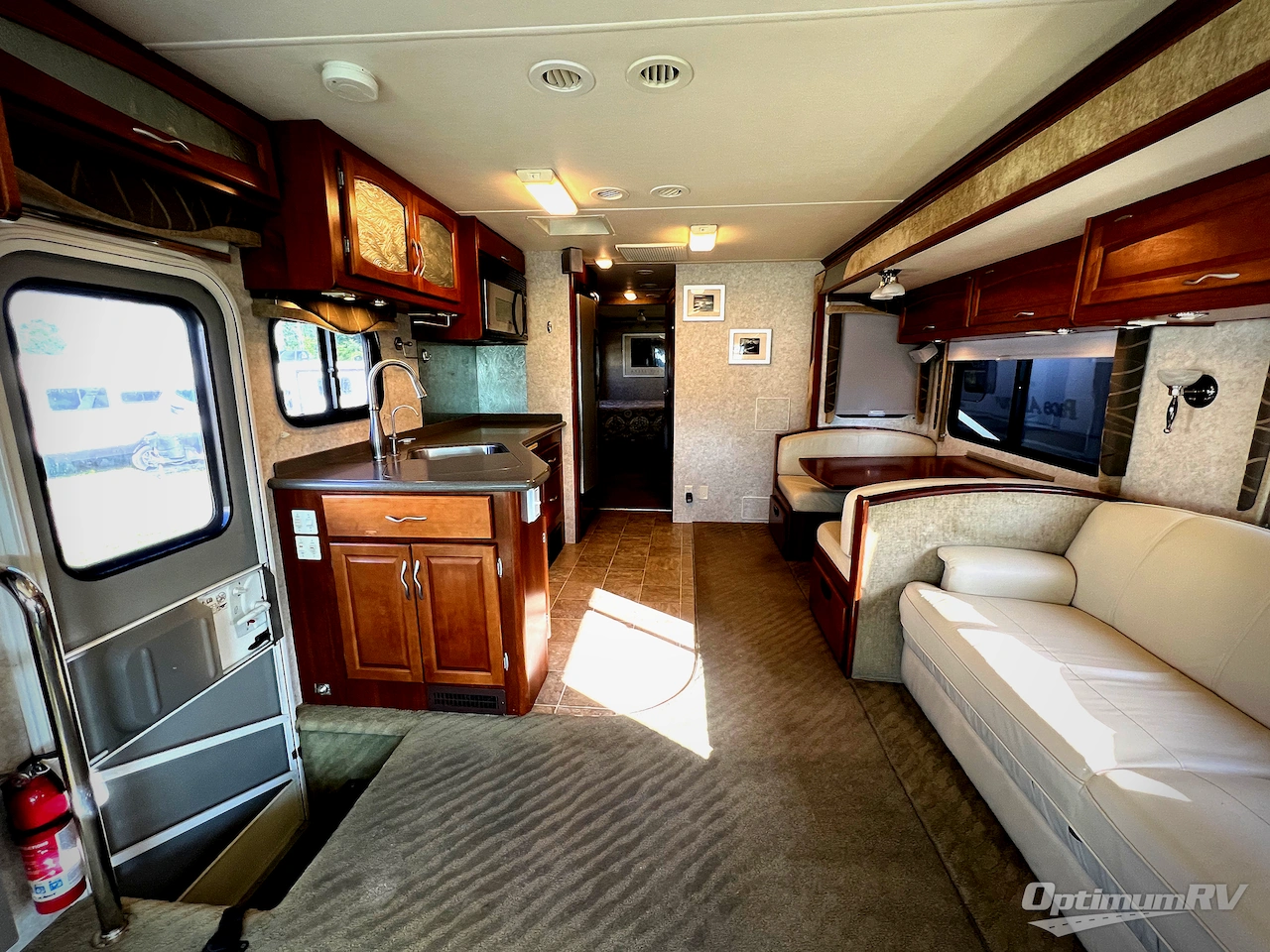 2003 Fleetwood Pace Arrow 36R Photo 4