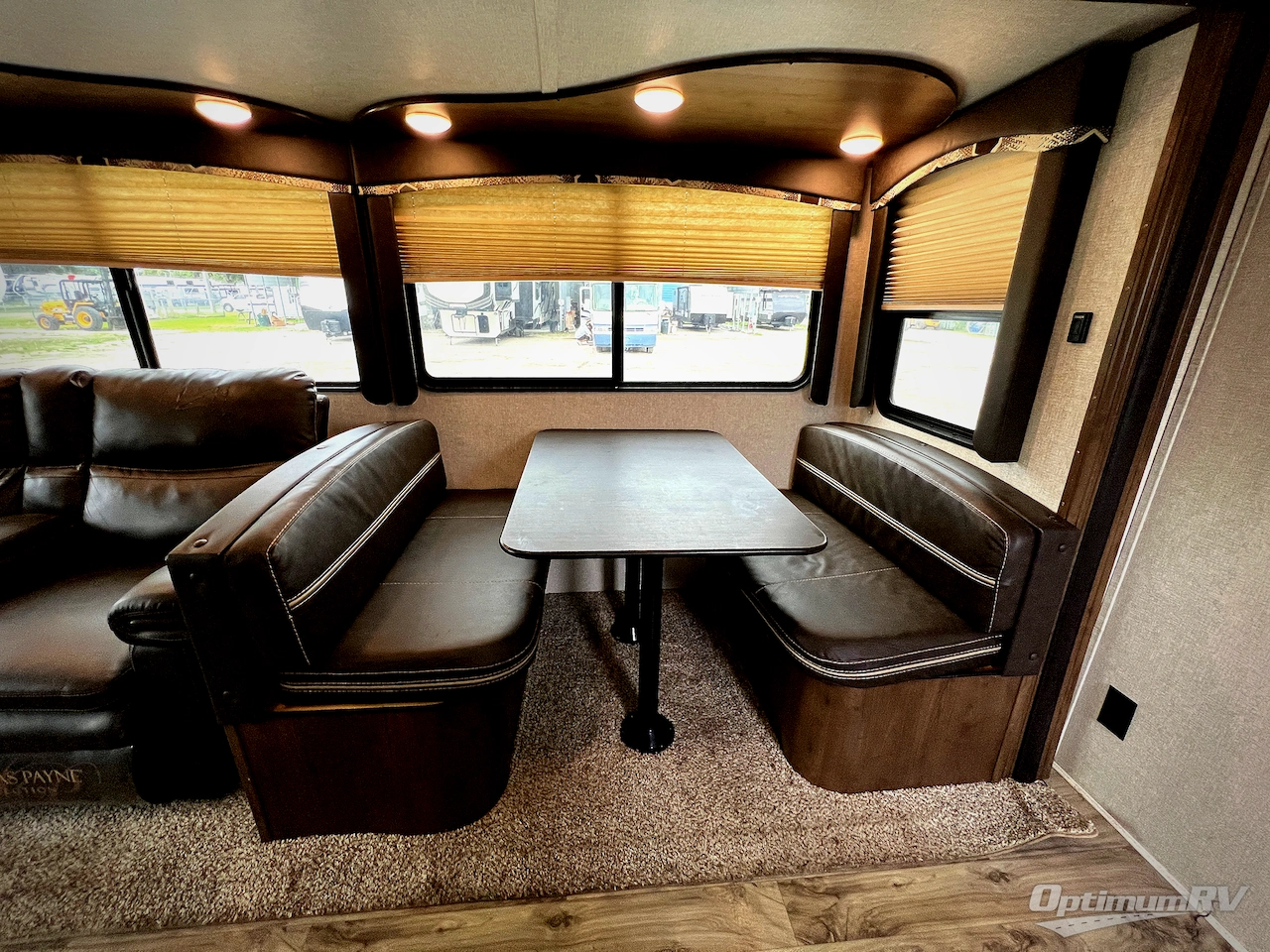 2019 Keystone Cougar Half-Ton Series 25RES Photo 9