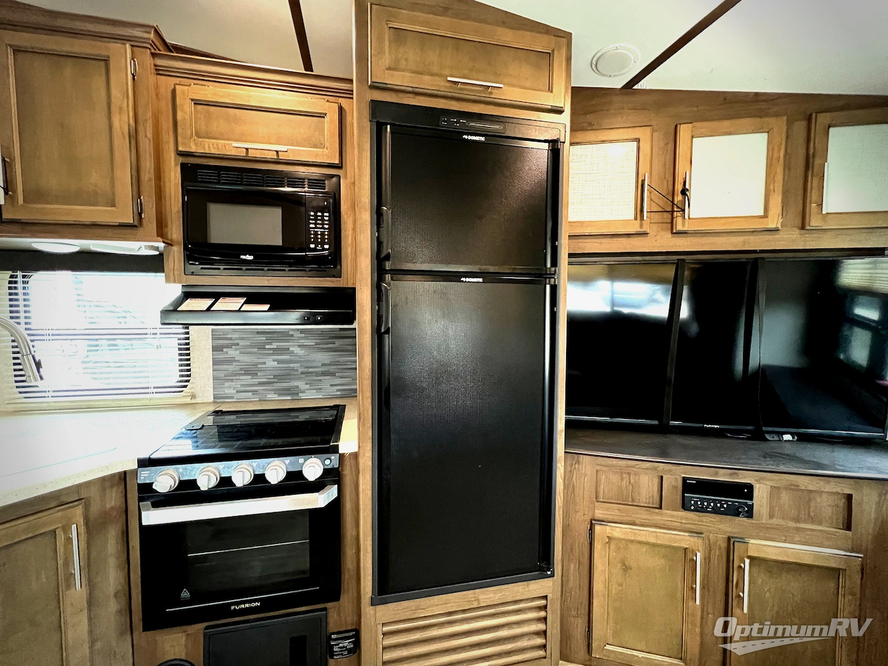 2019 Keystone Cougar Half-Ton Series 25RES Photo 14