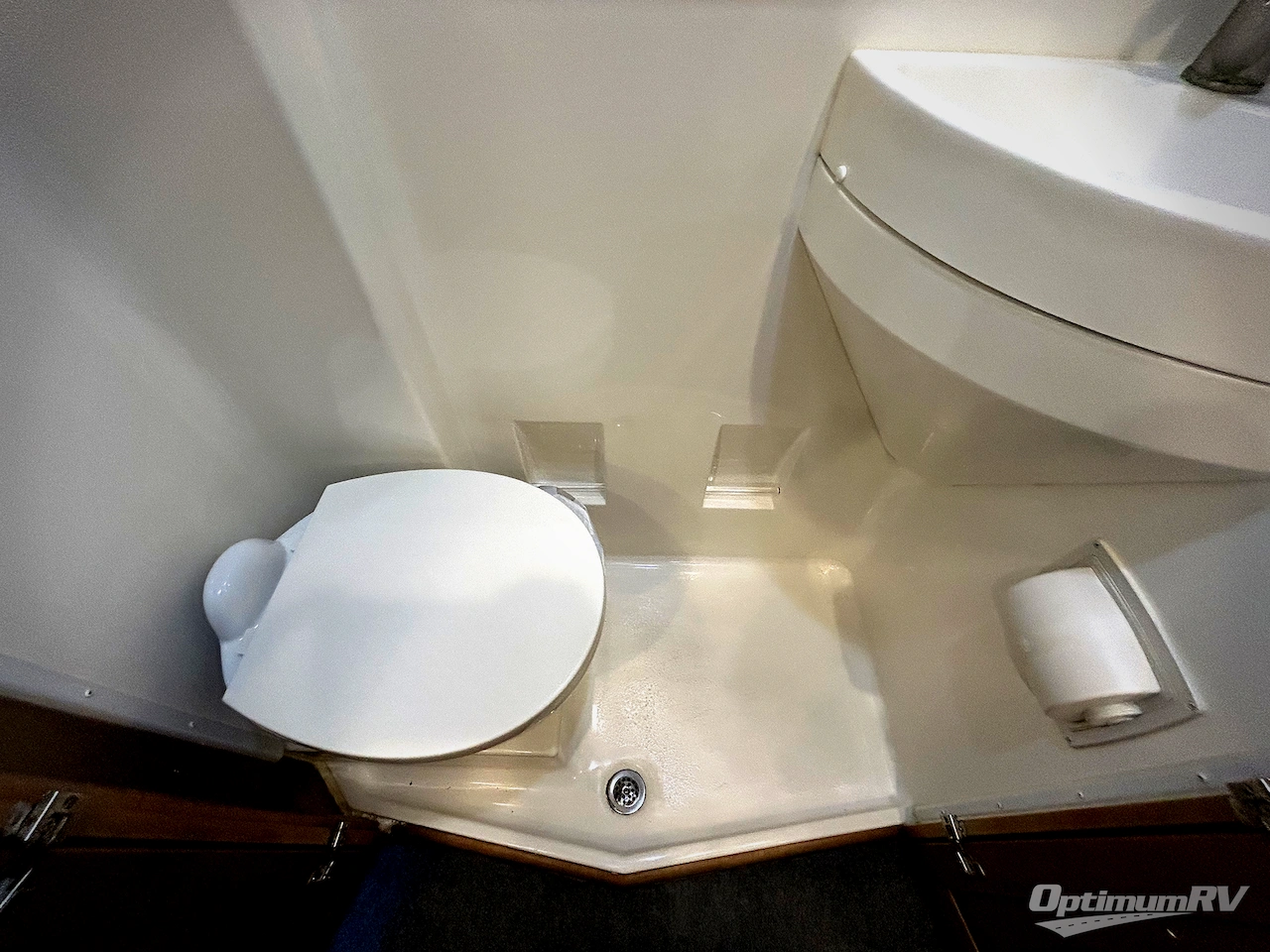 2018 Coachmen Galleria 24T Photo 16