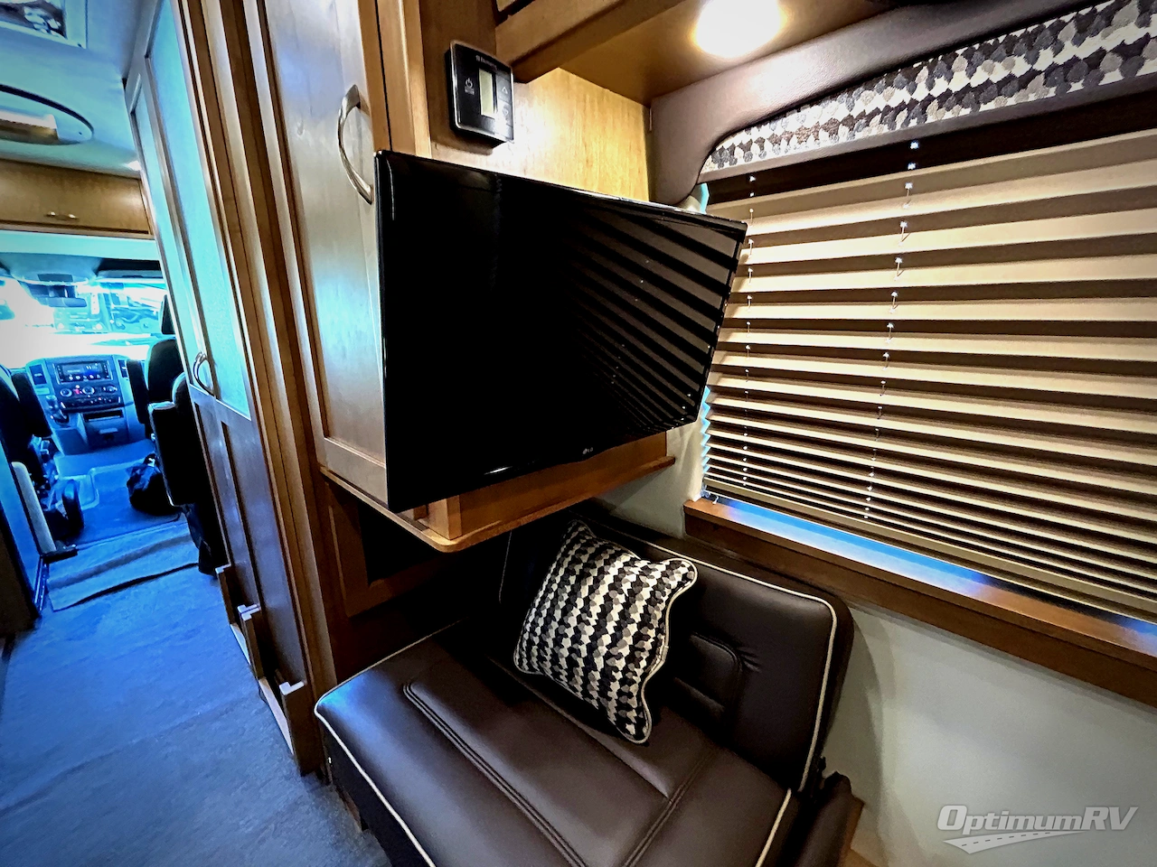 2018 Coachmen Galleria 24T Photo 20