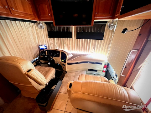 2005 Country Coach Allure 430 Hood River 400 RV Photo 2