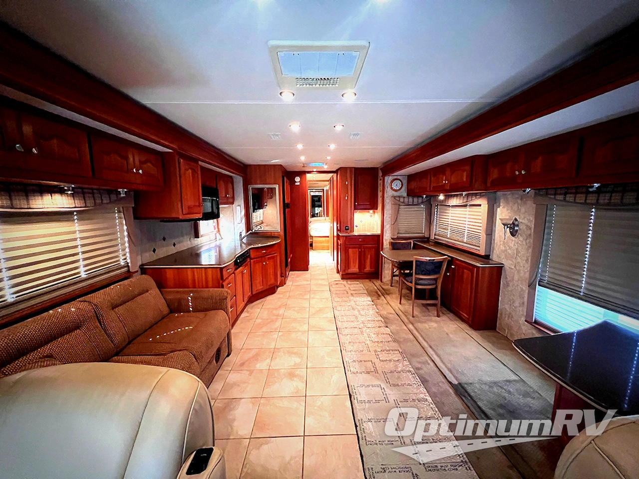 2005 Country Coach Allure 430 Hood River 400 Photo 5