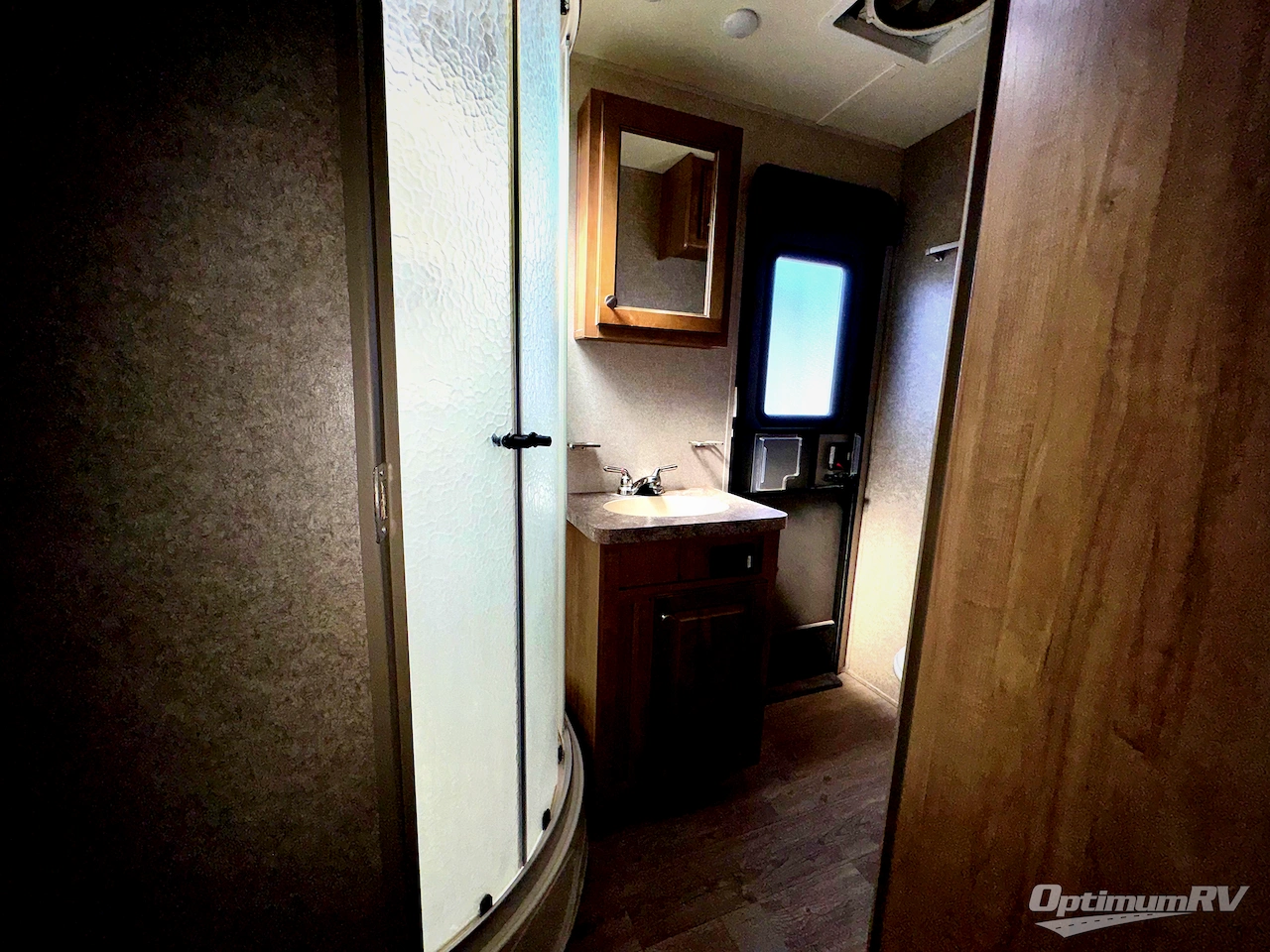 2018 Forest River Rockwood Signature Ultra Lite 8311WS Photo 12