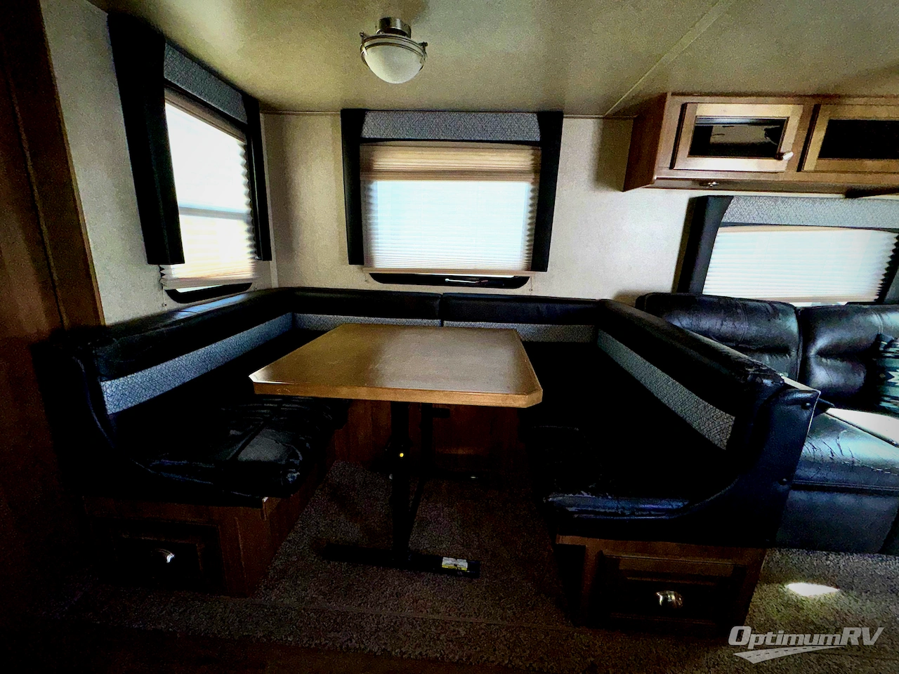 2018 Forest River Rockwood Signature Ultra Lite 8311WS Photo 8