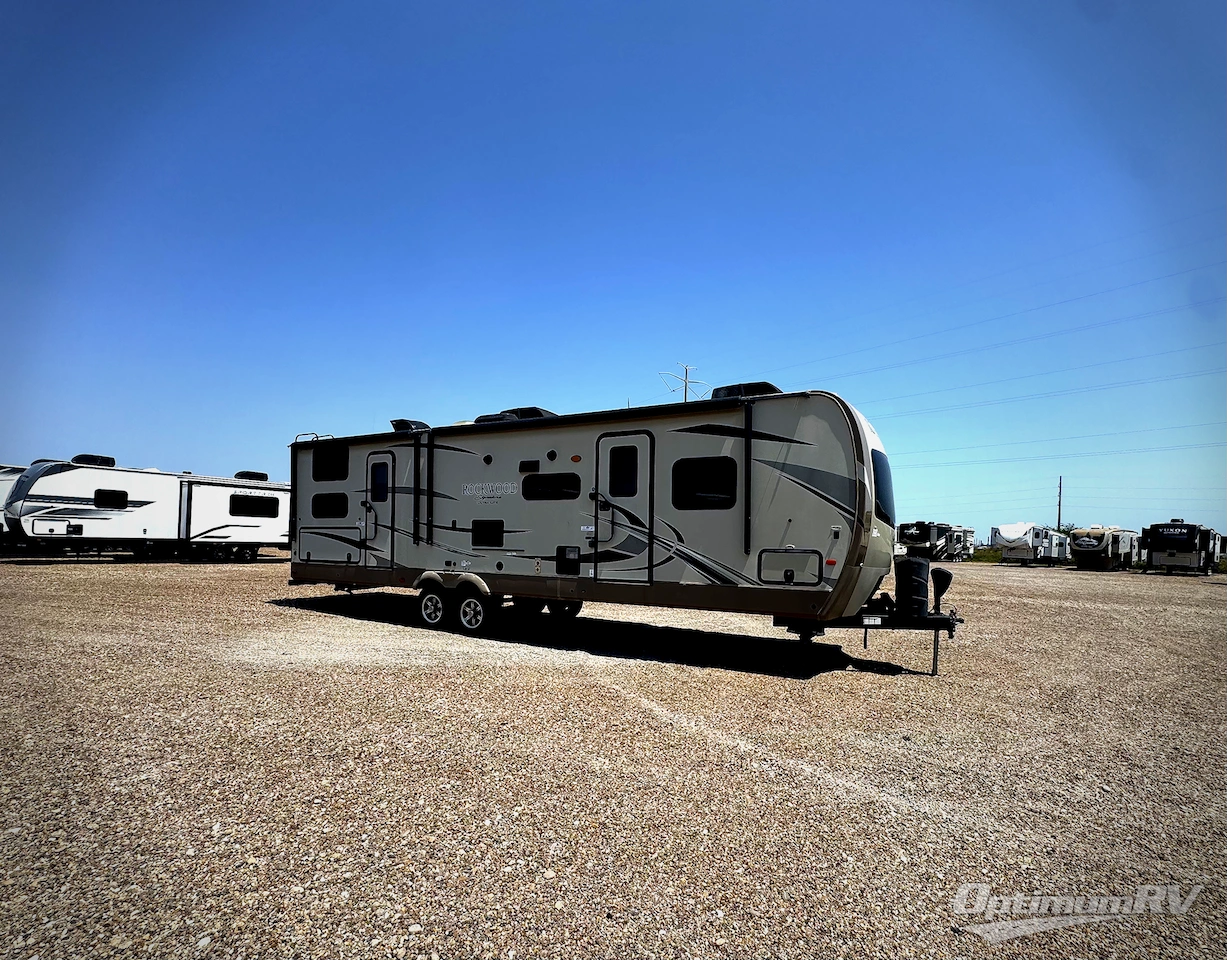 2018 Forest River Rockwood Signature Ultra Lite 8311WS Photo 1
