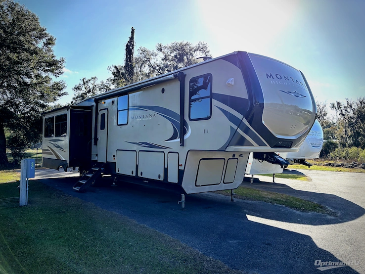 2019 Keystone Montana High Country 385BR RV Photo 1