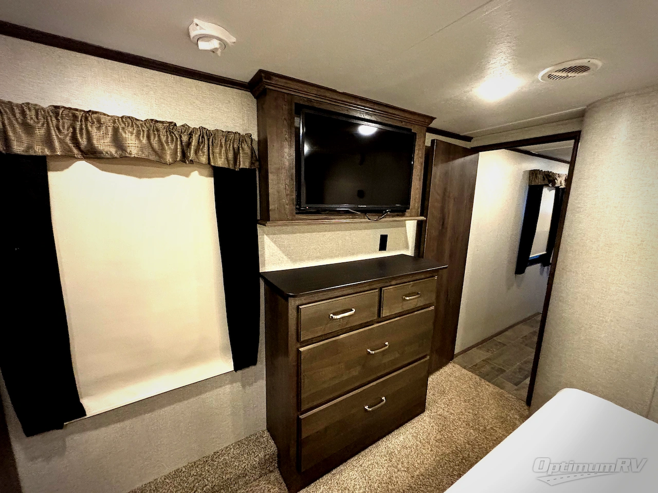 2019 Keystone Montana High Country 385BR Photo 12