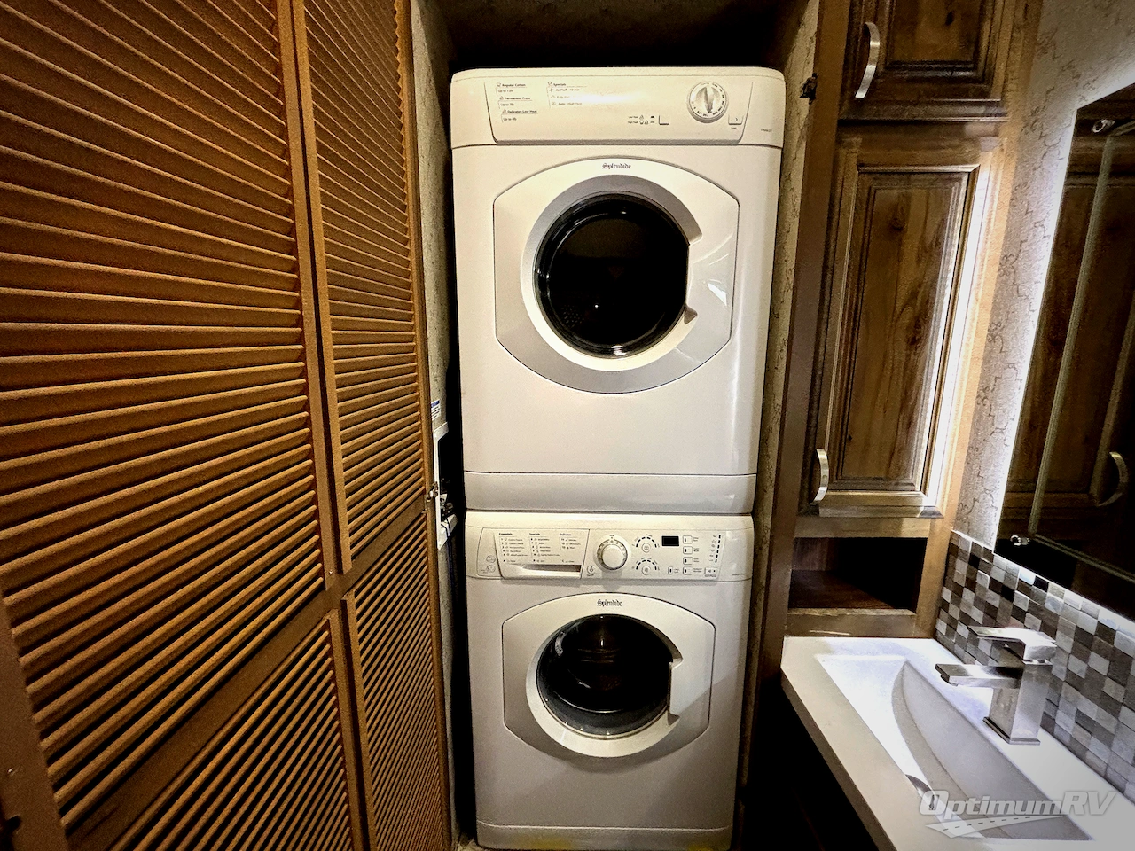 2019 RiverStone Legacy 38FB-2 Photo 15