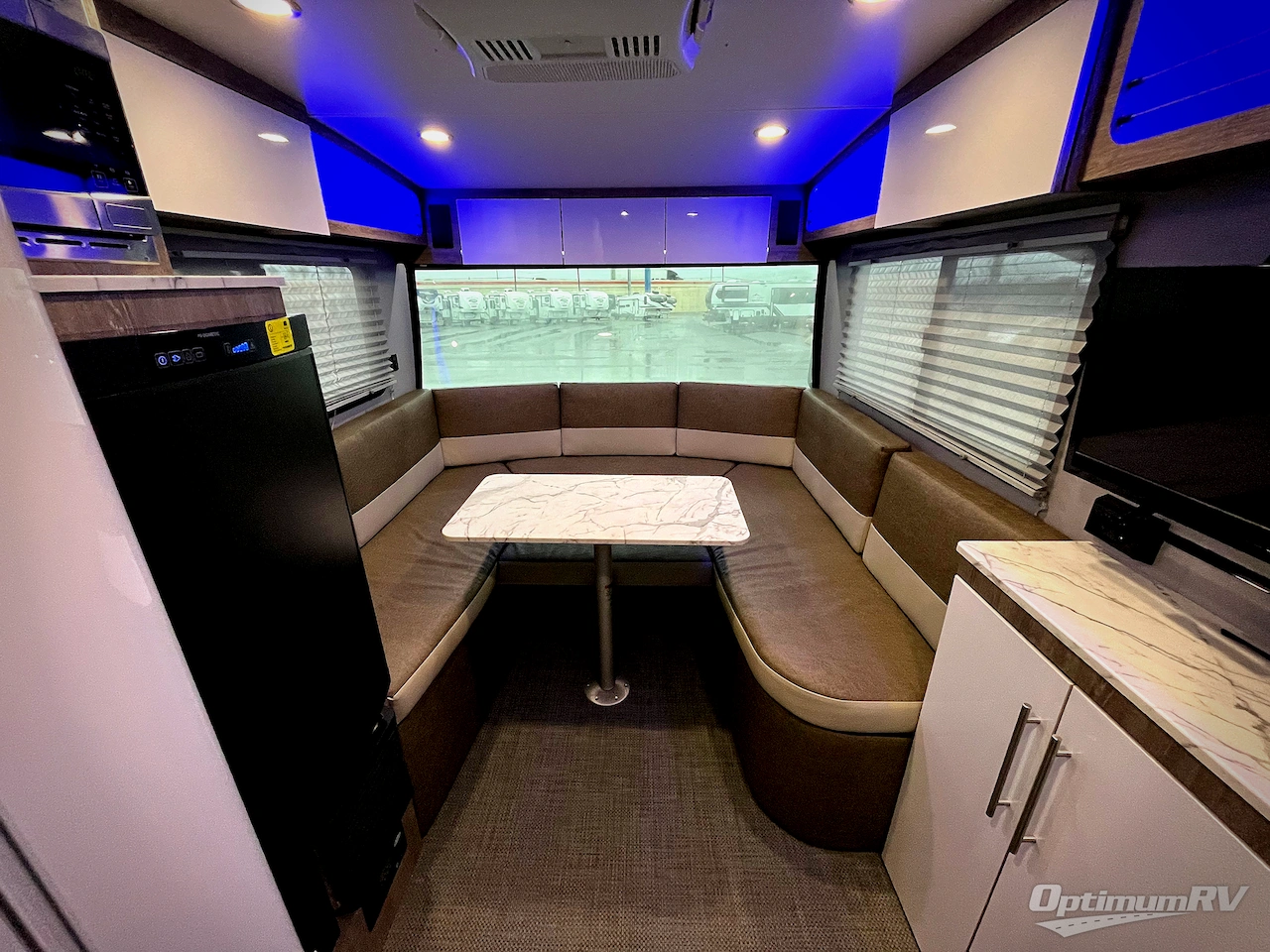 2021 inTech RV Sol Dawn Photo 5