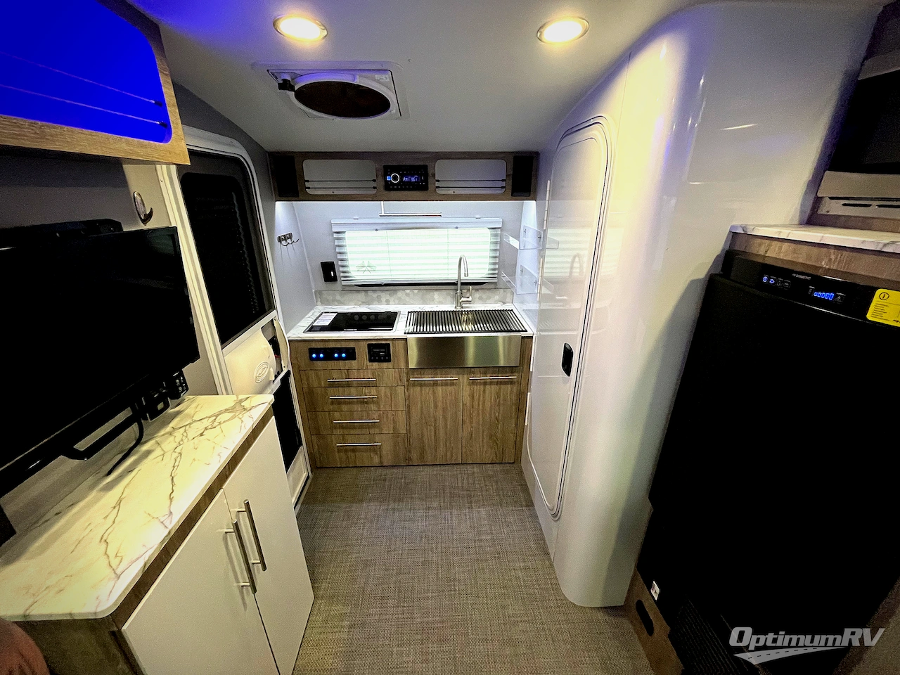 2021 inTech RV Sol Dawn Photo 15