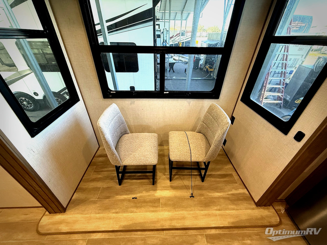 2024 KZ Durango Gold G391RKF Photo 16