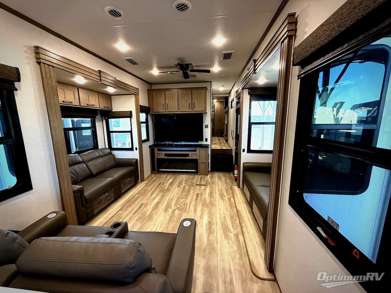 2024 KZ Durango Gold G391RKF Photo 17