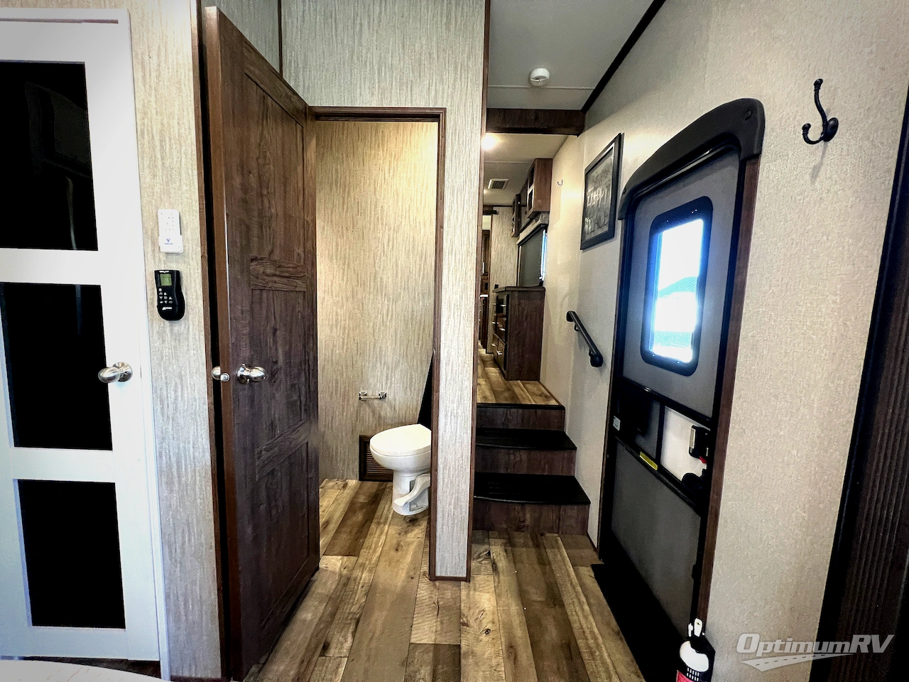 2021 KZ Durango Gold G366FBT Photo 15