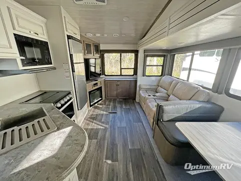 2022 Keystone Cougar Half-Ton 25RES RV Photo 2