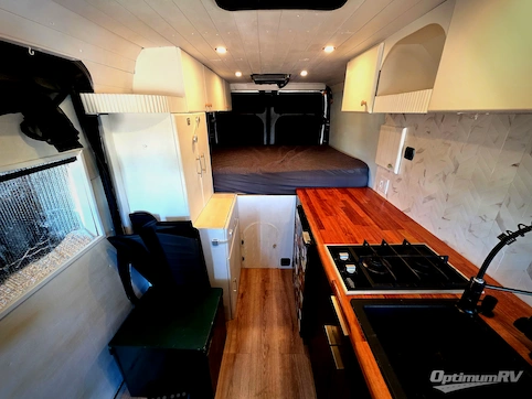2020 Dodge ProMaster 2500 RV Photo 2