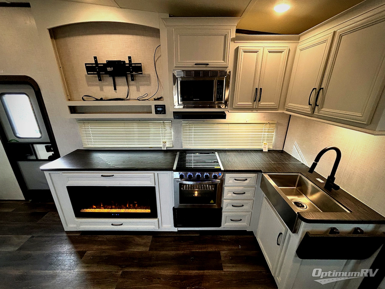 2022 Dutchmen Atlas 2942BHF Photo 7