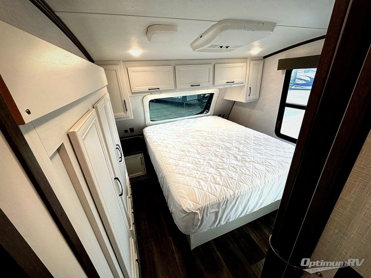 2022 Dutchmen Atlas 2942BHF Photo 9