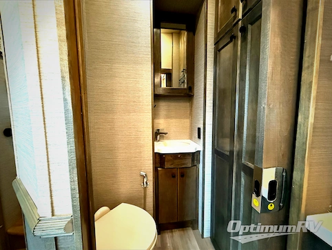 2022 VanLeigh Beacon 41FLB RV Photo 4