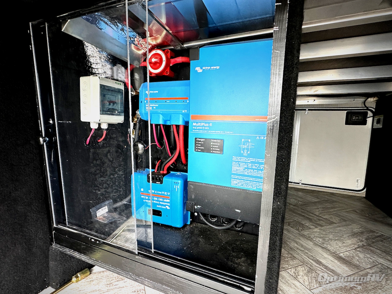 2022 Grand Design Solitude S-Class 2930RL Photo 18