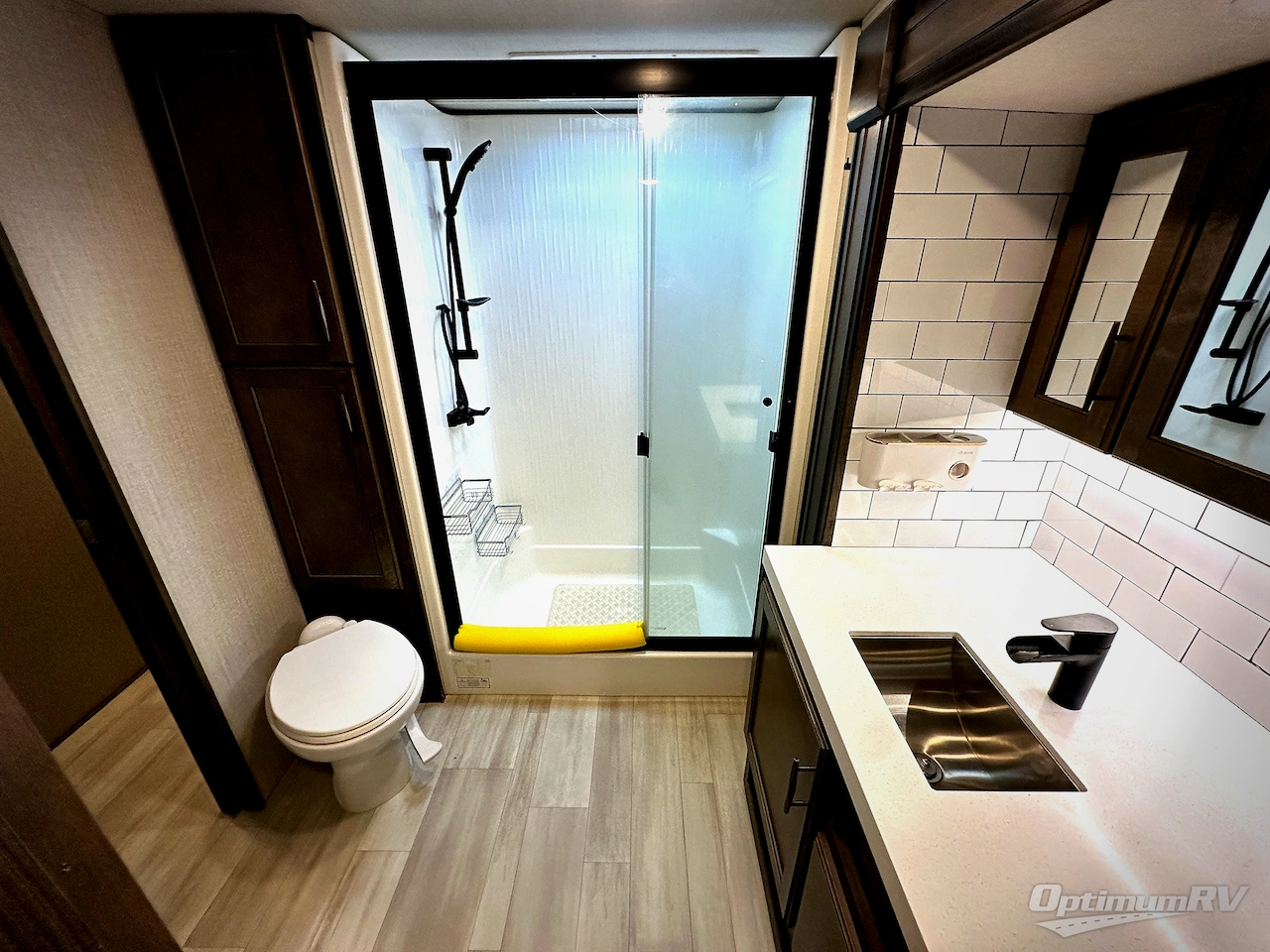 2022 Grand Design Solitude S-Class 2930RL Photo 14