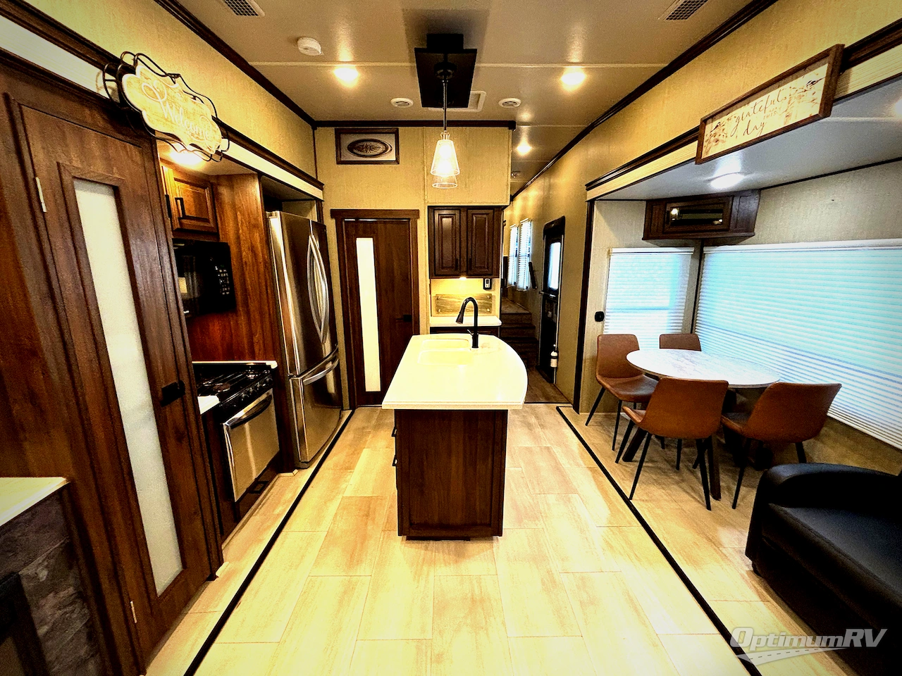 2018 Palomino Columbus Compass 377MBC Photo 5