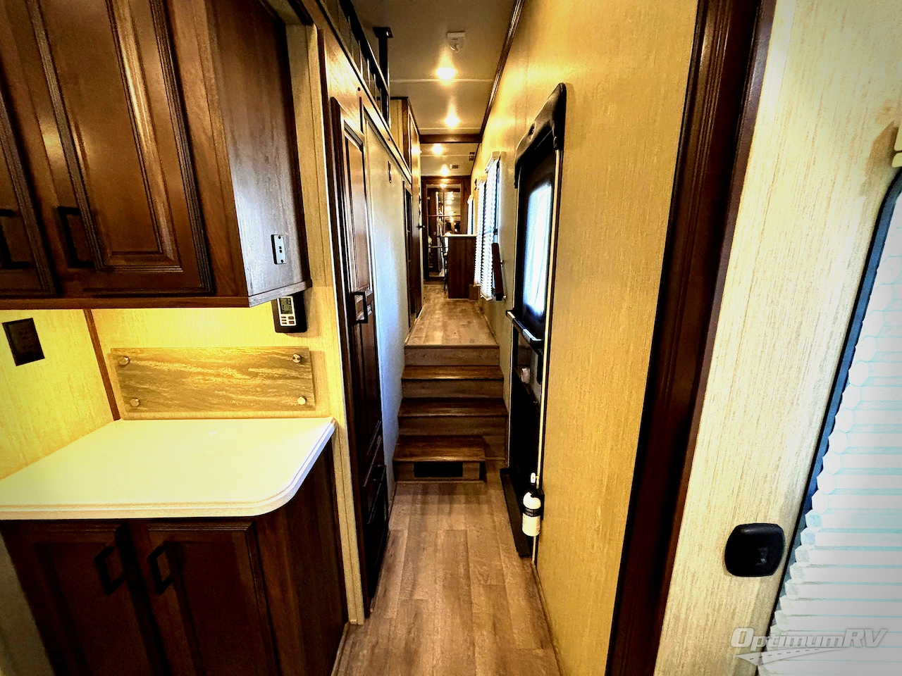 2018 Palomino Columbus Compass 377MBC Photo 7