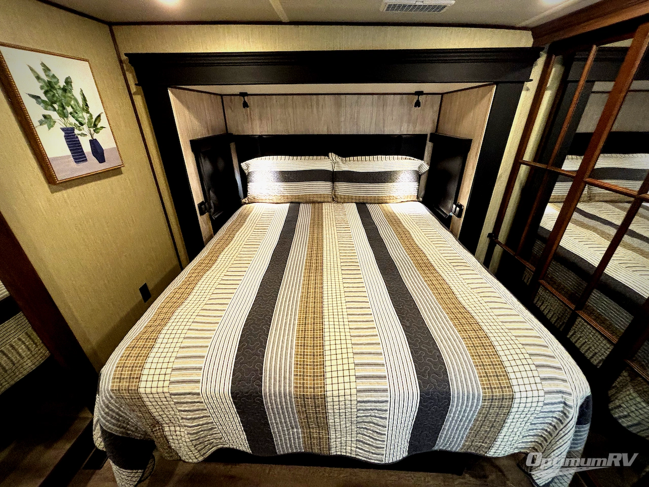 2018 Palomino Columbus Compass 377MBC Photo 9