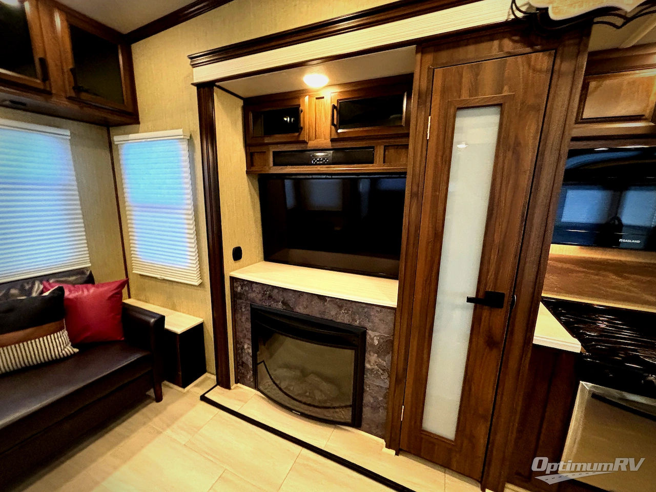 2018 Palomino Columbus Compass 377MBC Photo 23