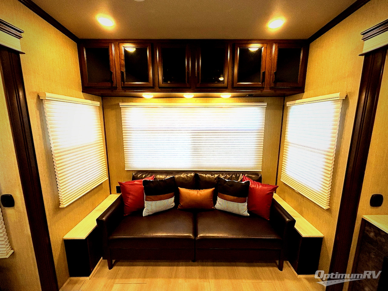 2018 Palomino Columbus Compass 377MBC Photo 24