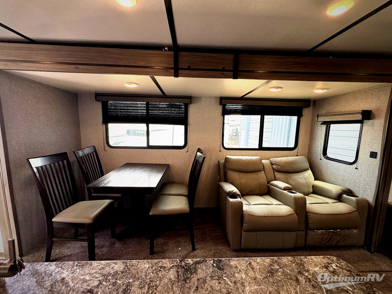 2020 CrossRoads Volante 34RE Photo 7