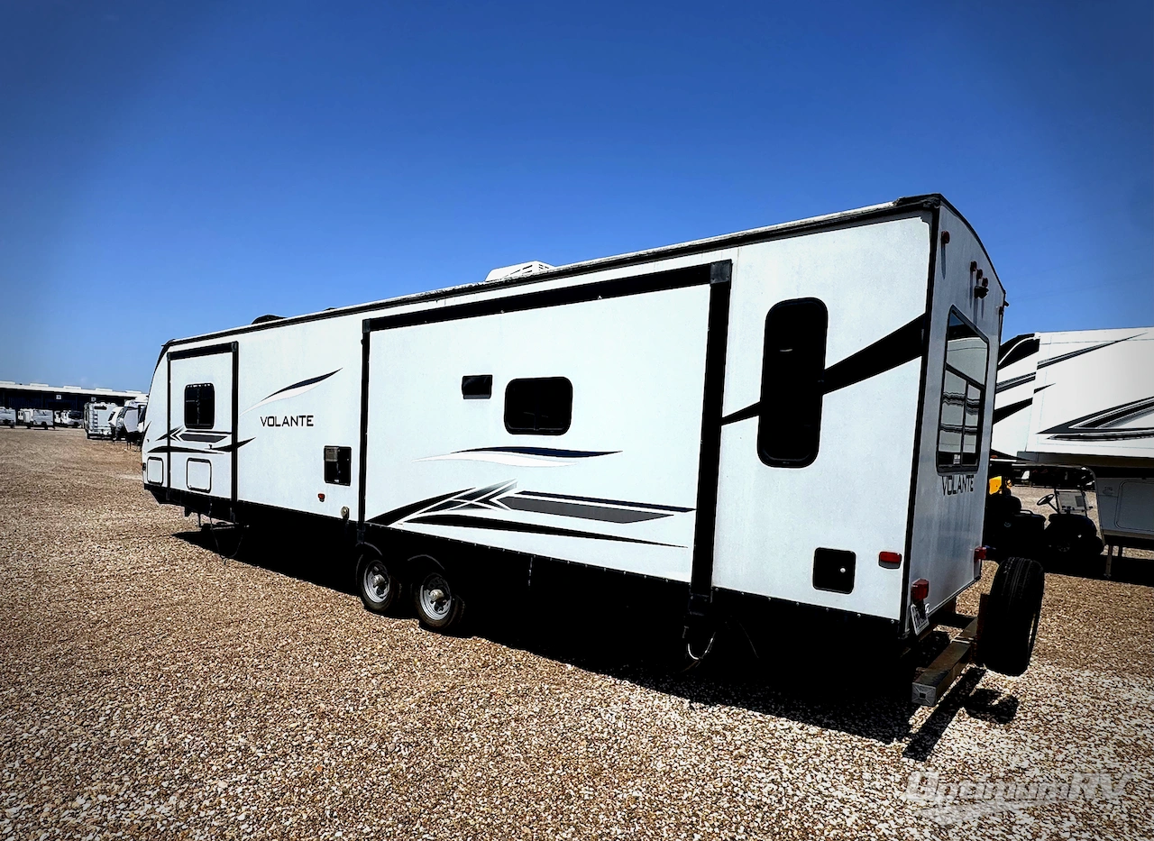 2020 CrossRoads Volante 34RE Photo 3
