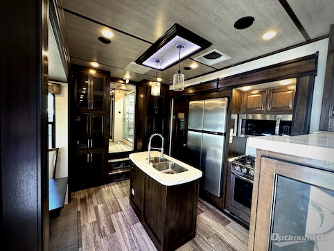 2021 Dutchmen Yukon 421FL RV Photo 2