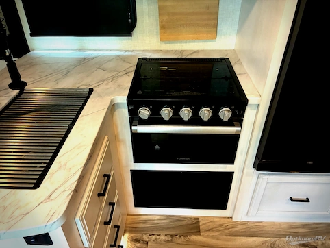 2024 Venture SportTrek ST332VBH RV Photo 3