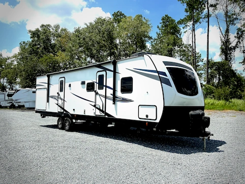 Used 2024 Venture SportTrek ST332VBH Featured Photo