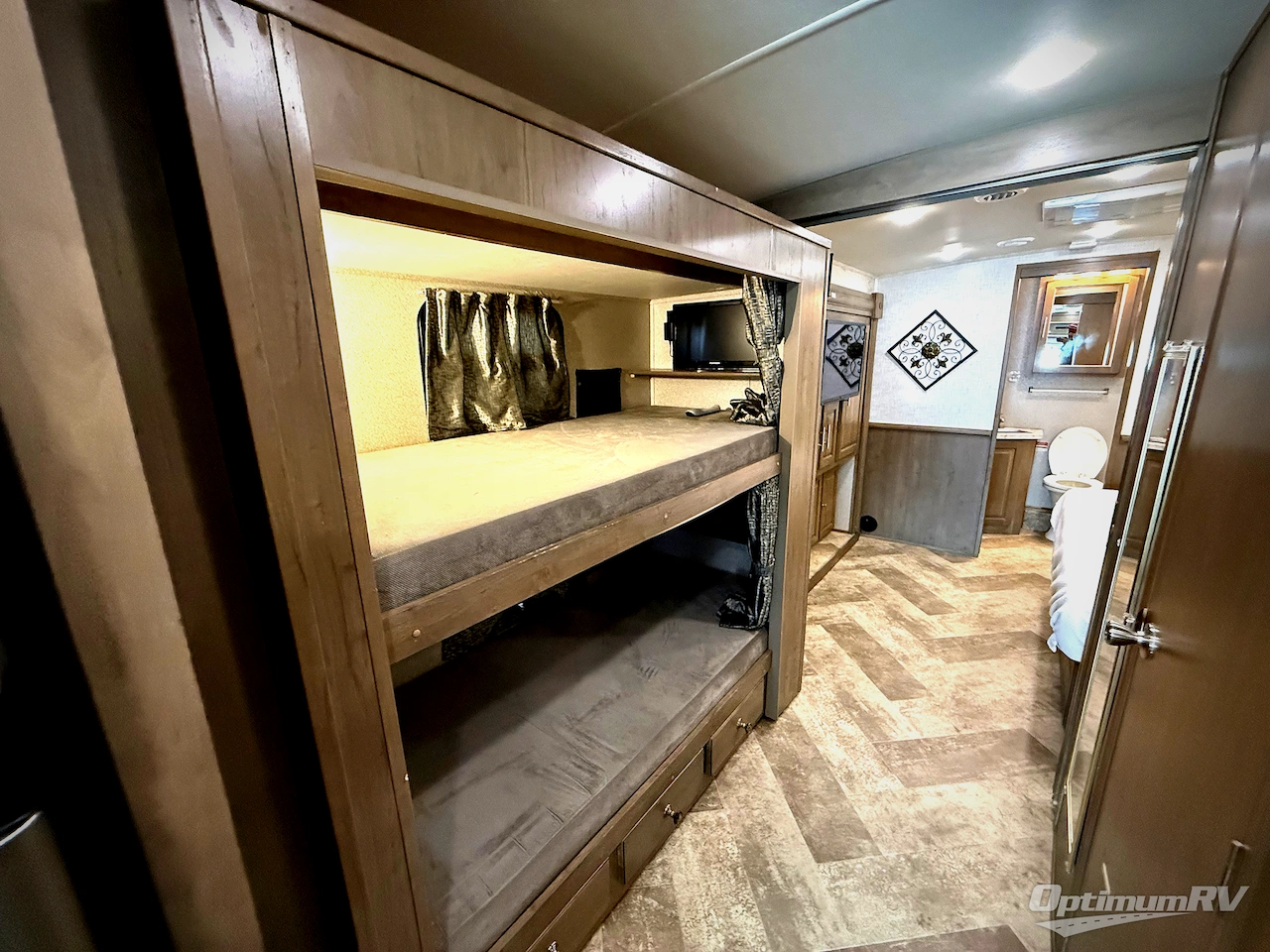 2018 Forest River Georgetown 5 Series 36B5 Photo 16
