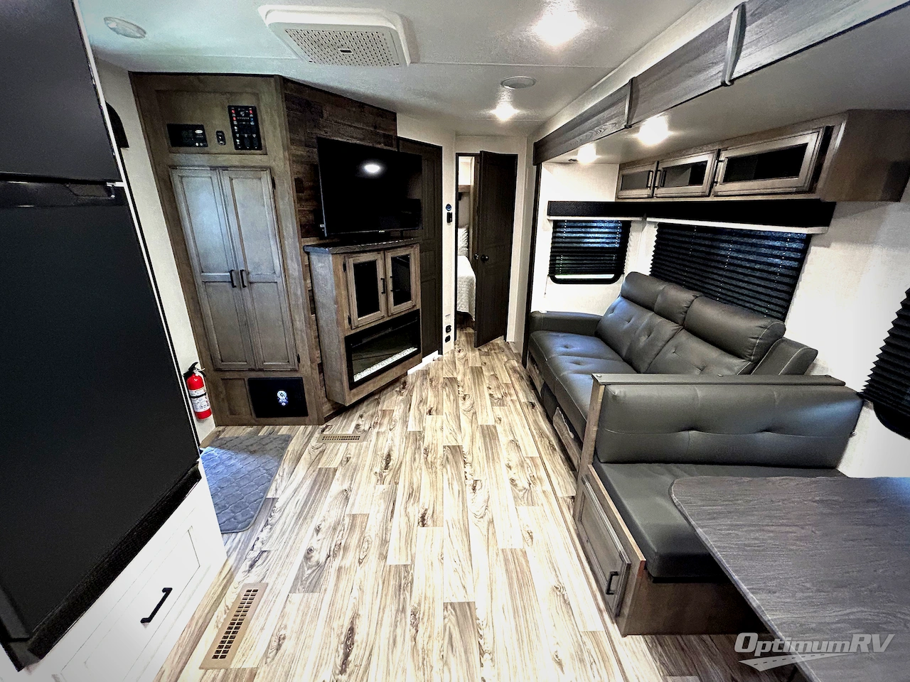2023 Venture SportTrek M-251VFK Photo 4