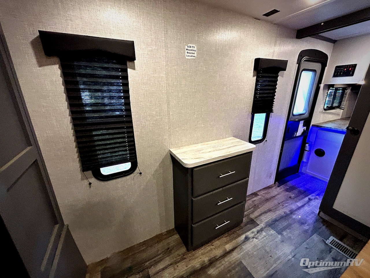 2022 CrossRoads Volante 34BH Photo 10