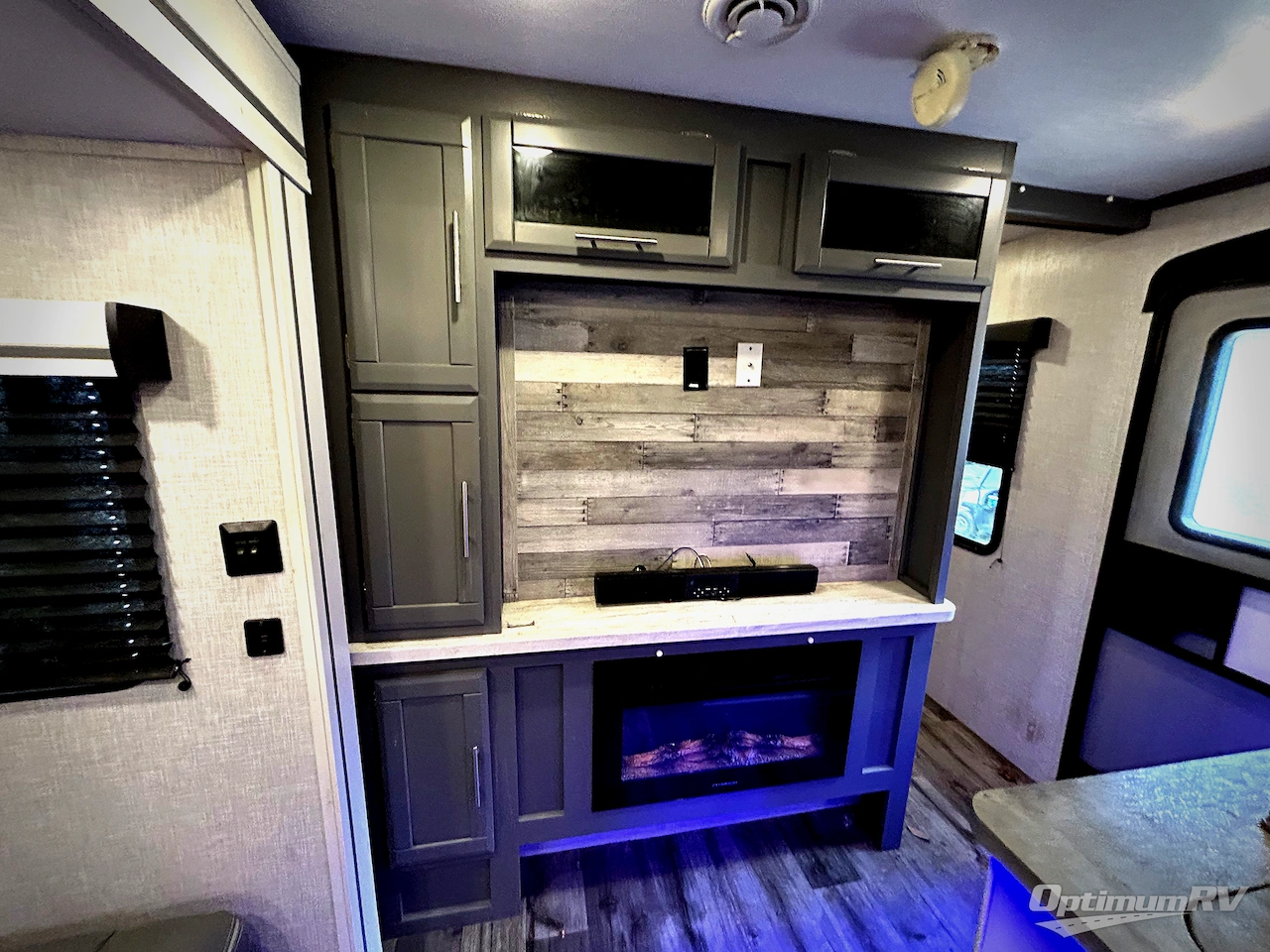 2022 CrossRoads Volante 34BH Photo 11