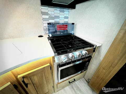 2025 Coachmen Leprechaun 298KB Ford 450 RV Photo 3